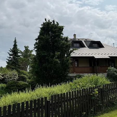 Vila Křivoklátské Johnyho Bydlení