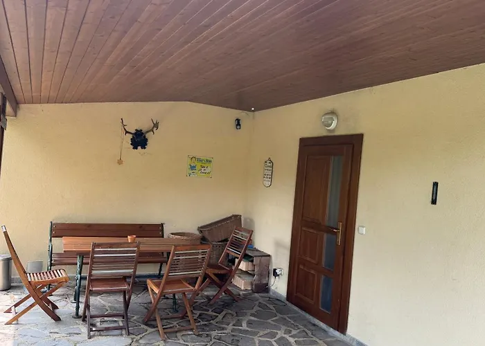 Křivoklátské Johnyho Bydlení * Křivoklát